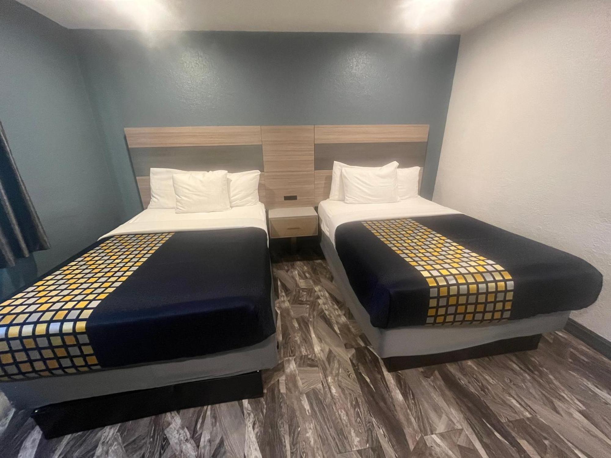 Travel Inn Motel أنهايم المظهر الخارجي الصورة
