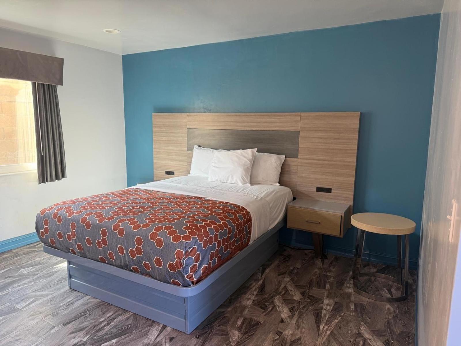 Travel Inn Motel أنهايم المظهر الخارجي الصورة